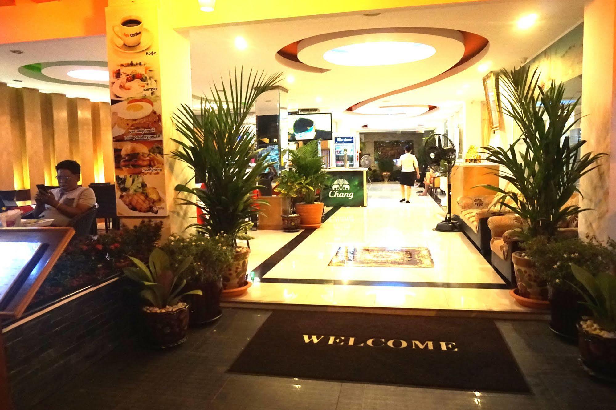 Aya Place Pattaya Eksteriør bilde