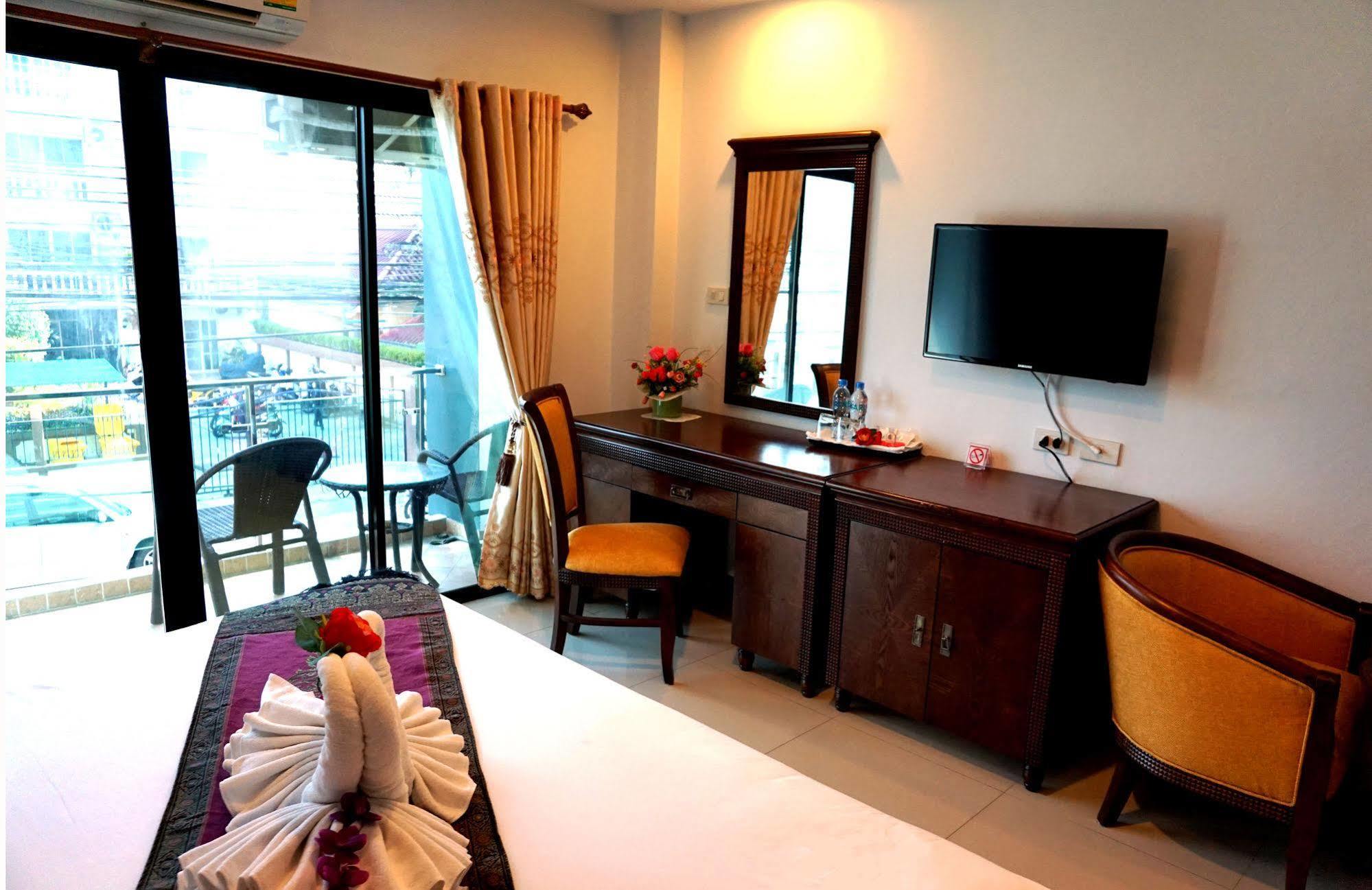 Aya Place Pattaya Eksteriør bilde